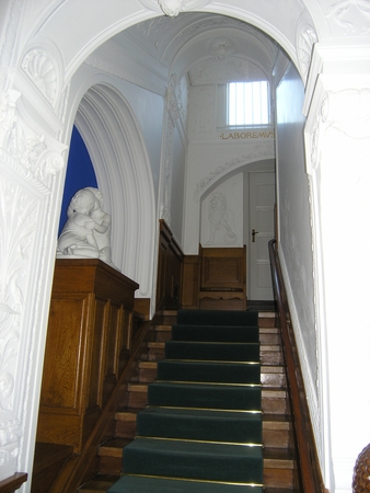 Trappen i 'Carls Villa'