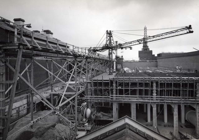 Gærkælder under opførelse, 1995