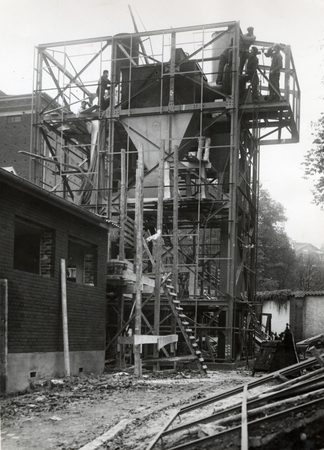 Masktørringsanlæg under opførelse, 1945