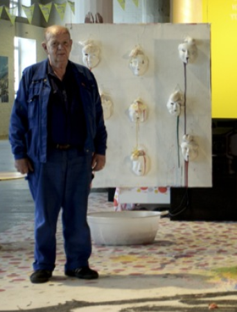 Bryggeriarbejder Alfred på kunstudstilling på U-Turn